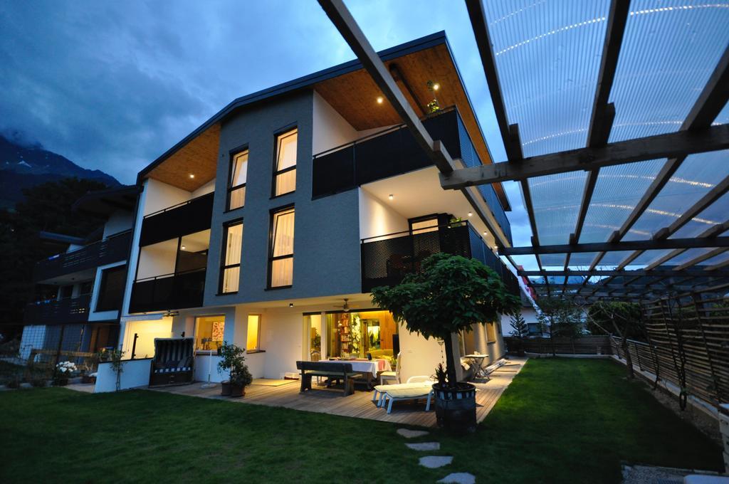 Alpenchalet Apartments 파르치네스 외부 사진